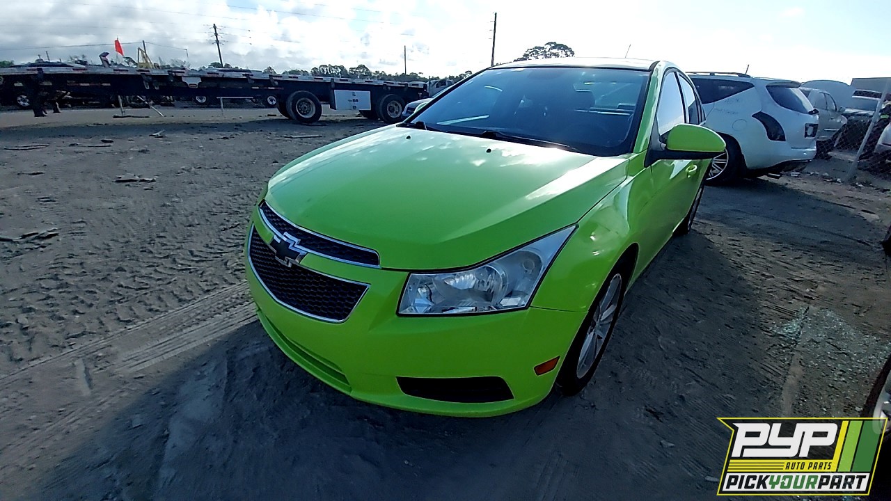2013 CHEVROLET CRUZE partes disponibles