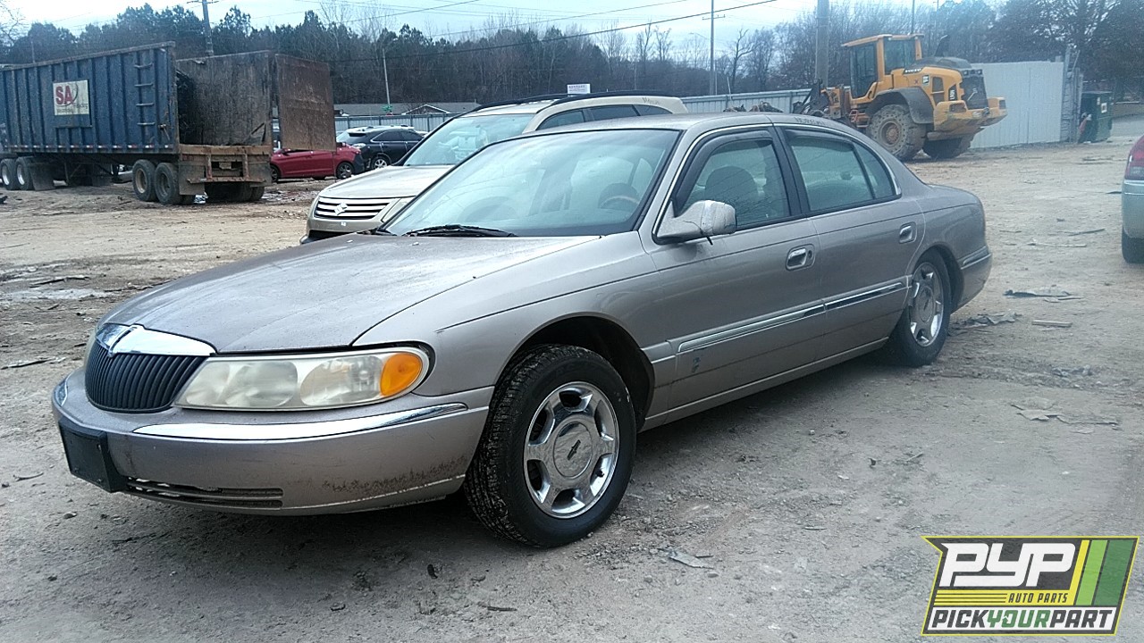 2000 LINCOLN CONTINENTAL available for parts