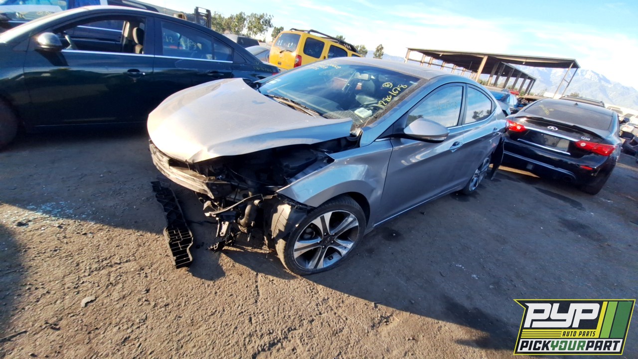 2015 HYUNDAI ELANTRA partes disponibles