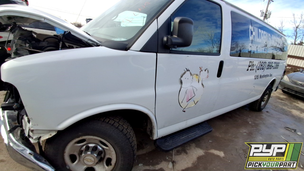 2014 CHEVROLET EXPRESS 3500 partes disponibles