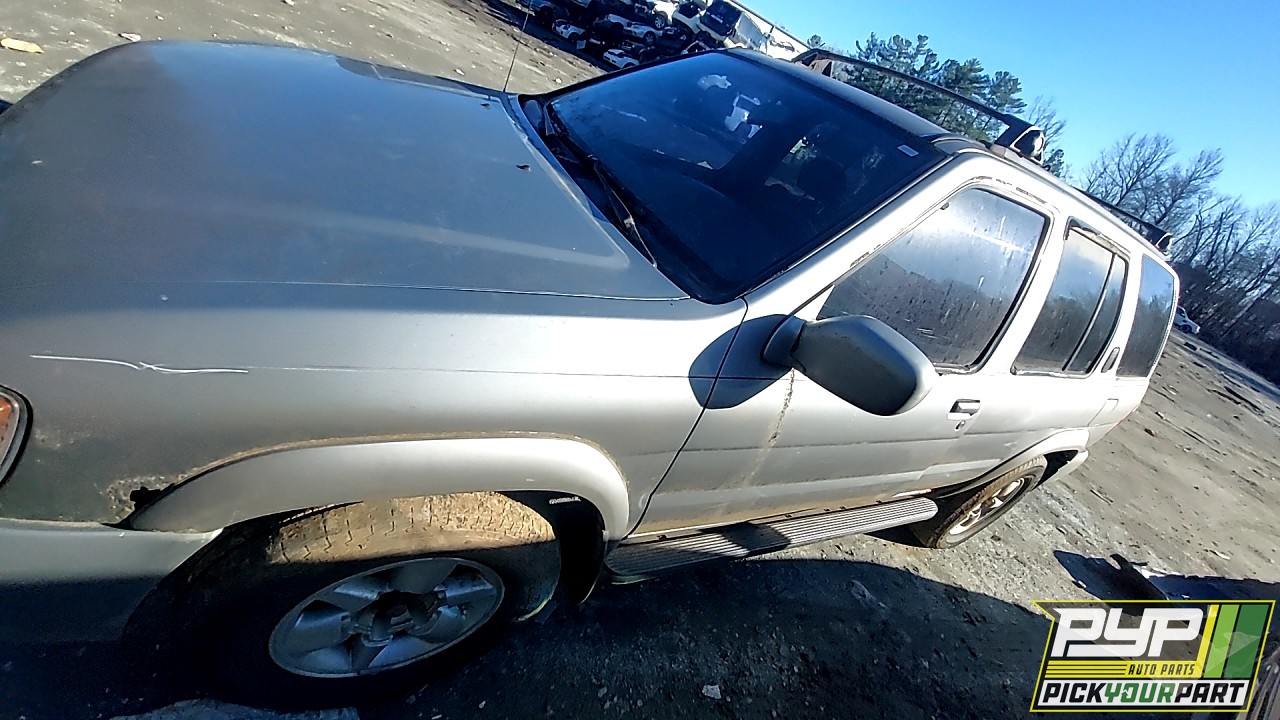 2001 NISSAN PATHFINDER partes disponibles