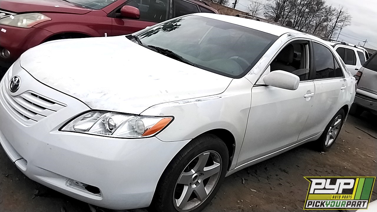 2008 TOYOTA CAMRY partes disponibles