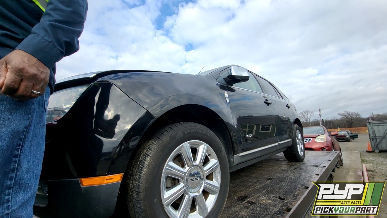 2008 LINCOLN MKX available for parts