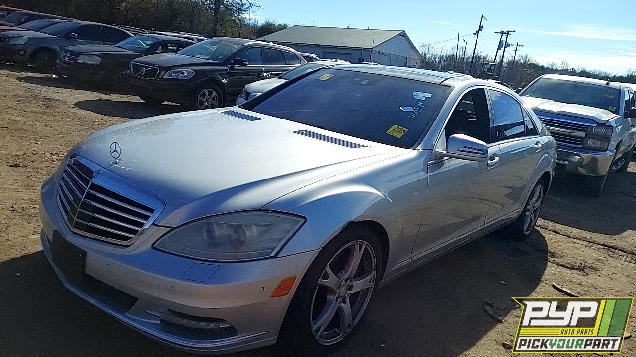 2013 MERCEDES-BENZ S550 partes disponibles