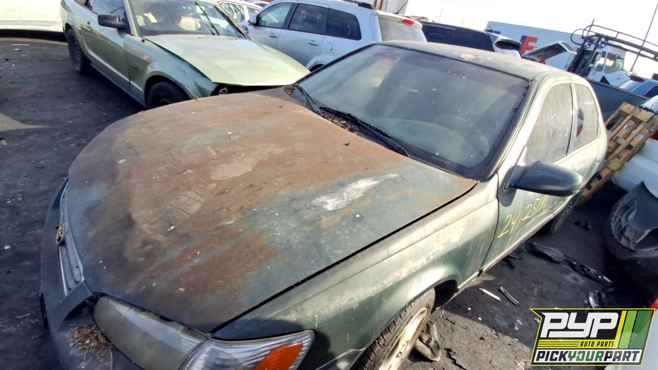 2001 TOYOTA CAMRY partes disponibles