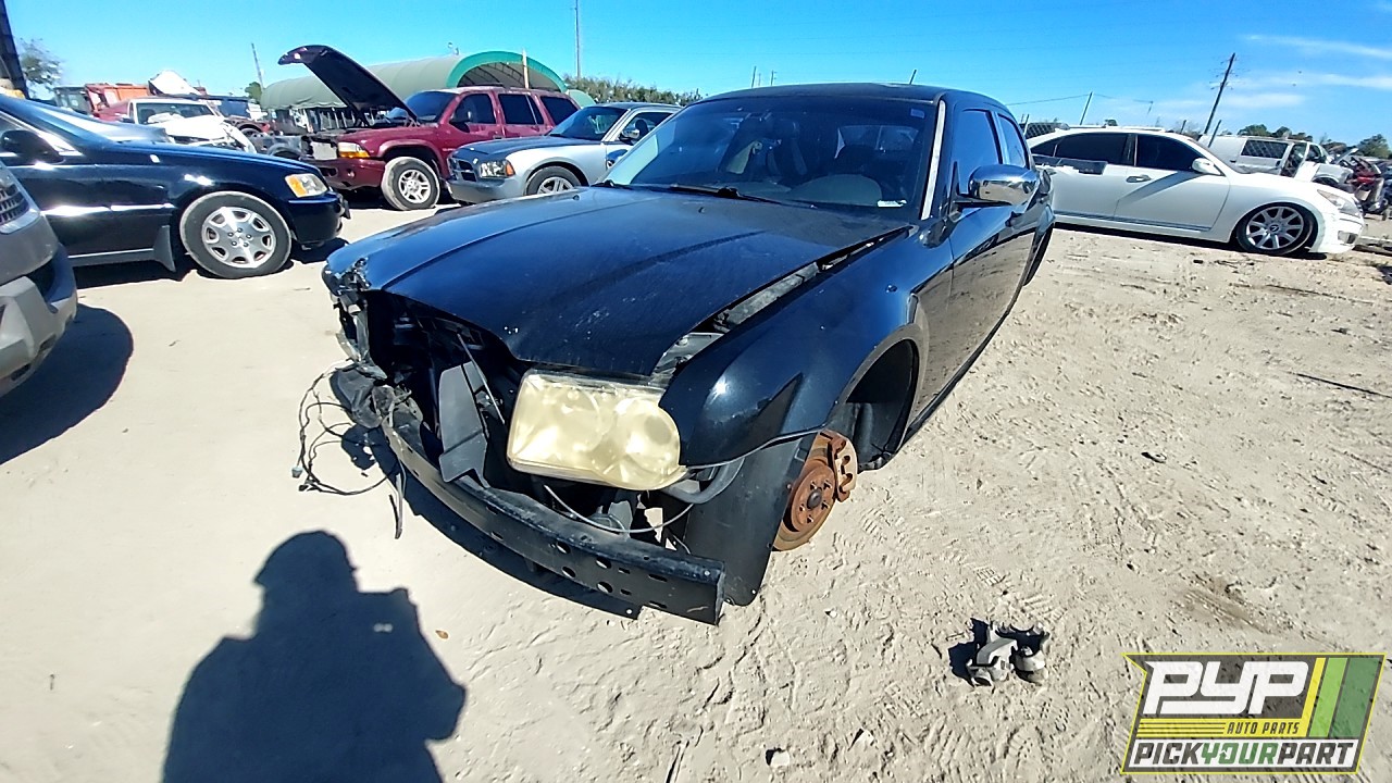 2008 CHRYSLER 300 partes disponibles