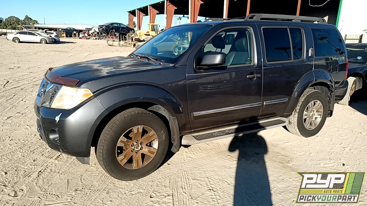 2011 NISSAN PATHFINDER partes disponibles