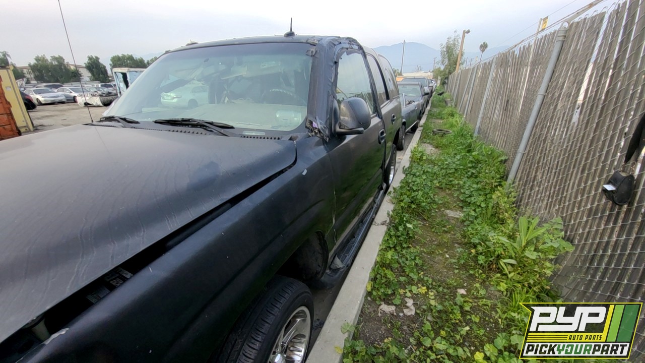 2003 CHEVROLET TAHOE partes disponibles
