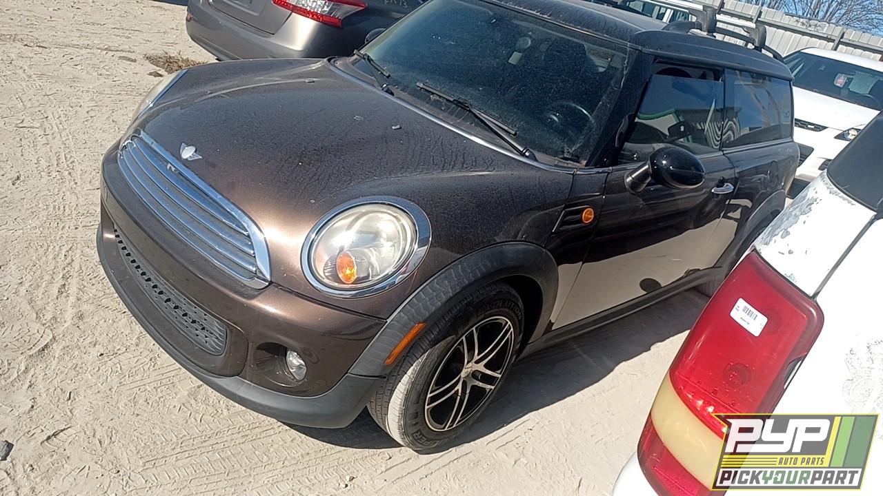 2012 MINI COOPER partes disponibles