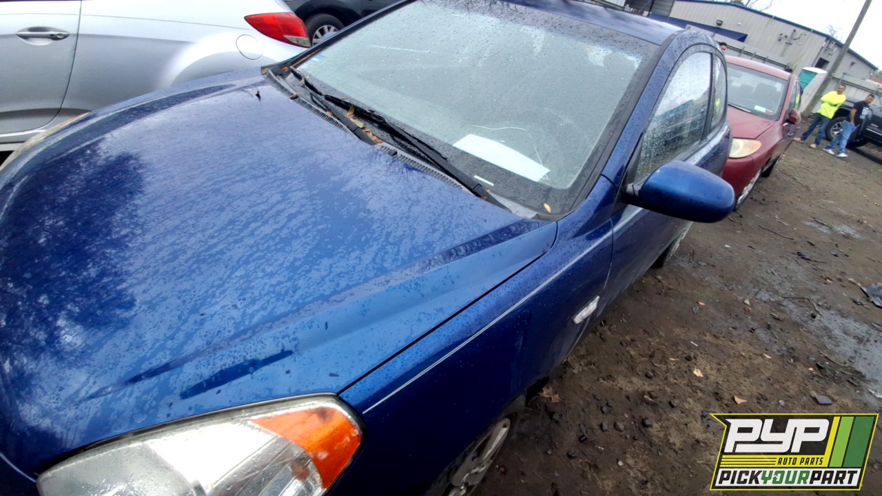 2011 HYUNDAI ACCENT available for parts