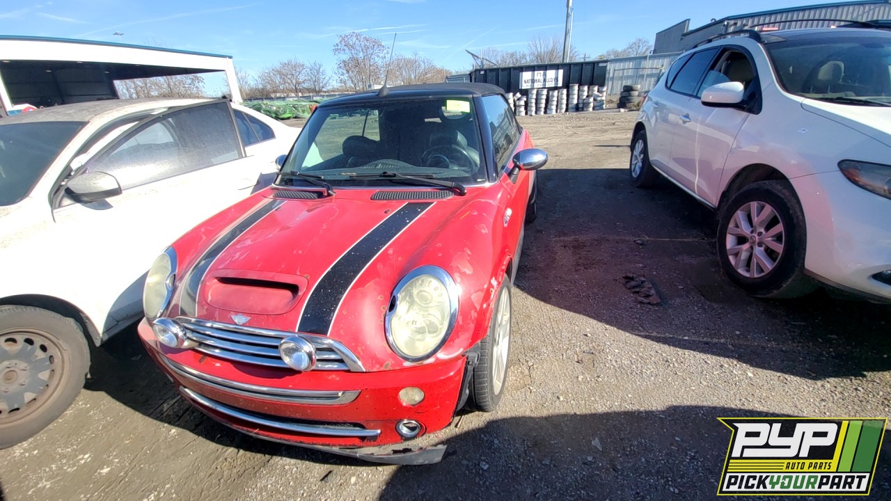 2006 MINI COOPER partes disponibles