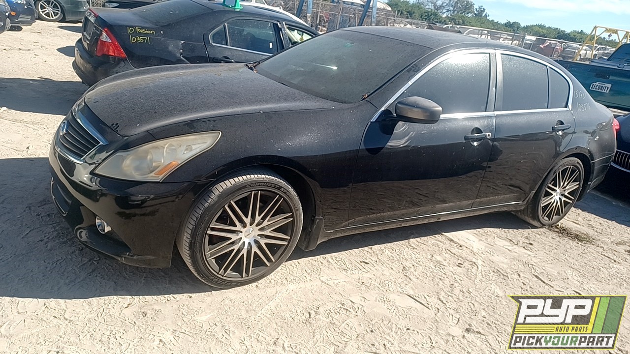 2013 INFINITI G37 partes disponibles