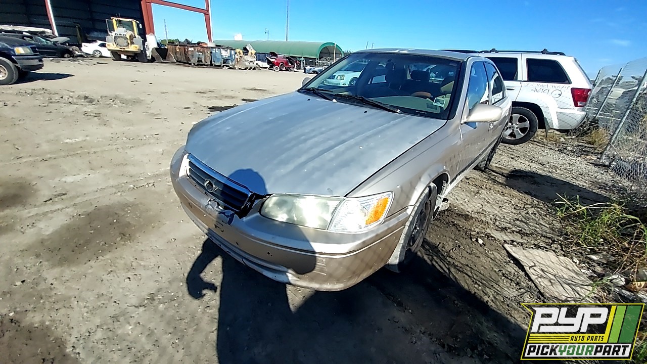 2001 TOYOTA CAMRY partes disponibles