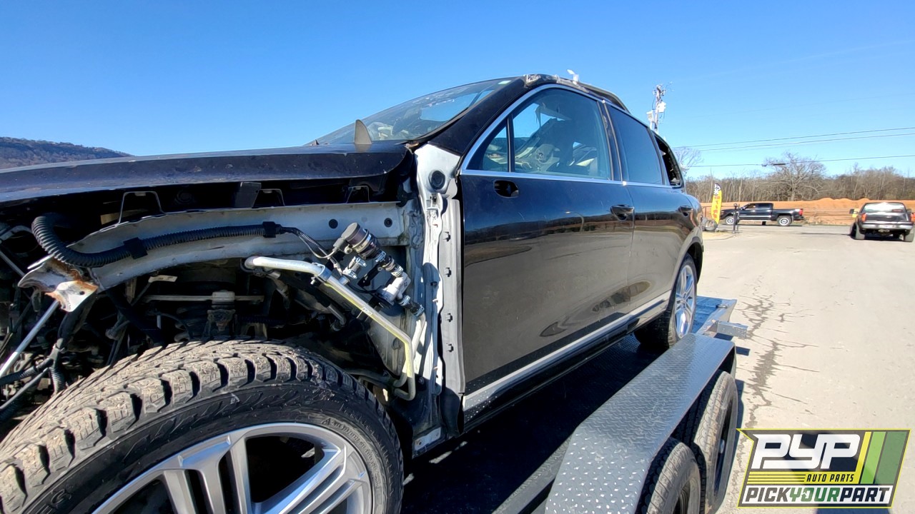 2015 VOLKSWAGEN TOUAREG available for parts