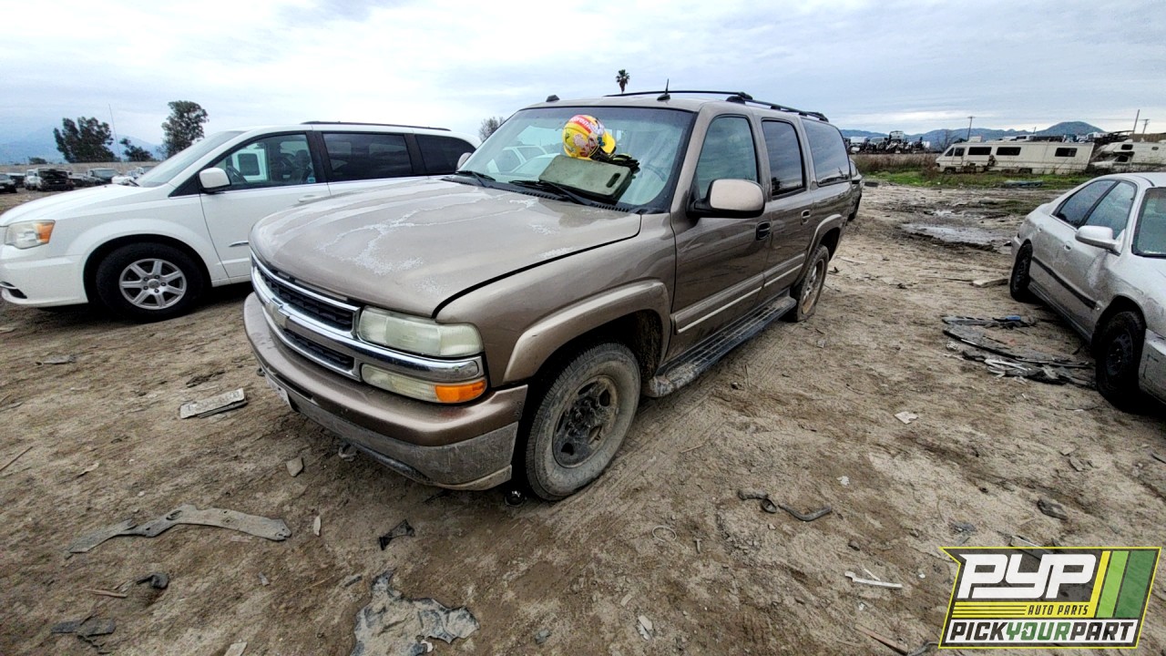 2004 CHEVROLET SUBURBAN 1500 partes disponibles