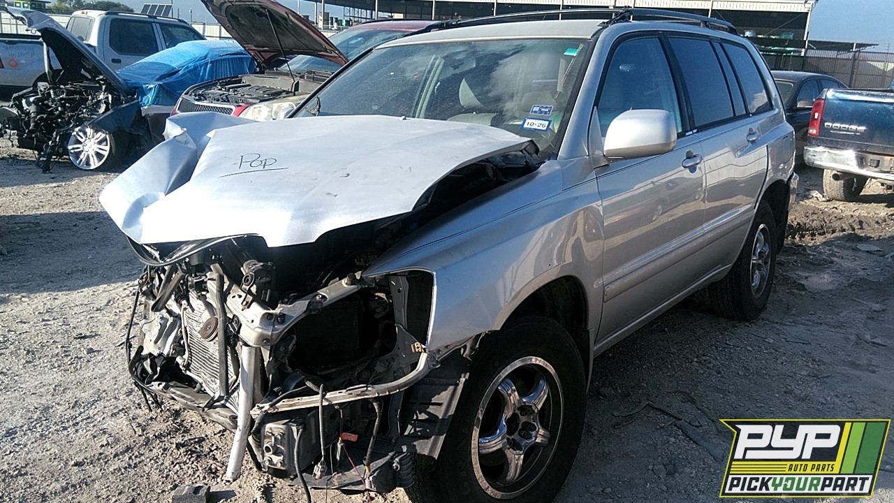 2004 TOYOTA HIGHLANDER partes disponibles