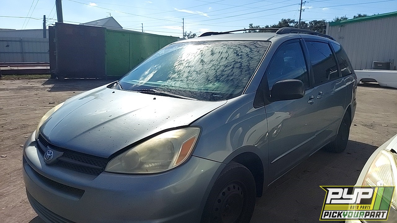 2004 TOYOTA SIENNA available for parts