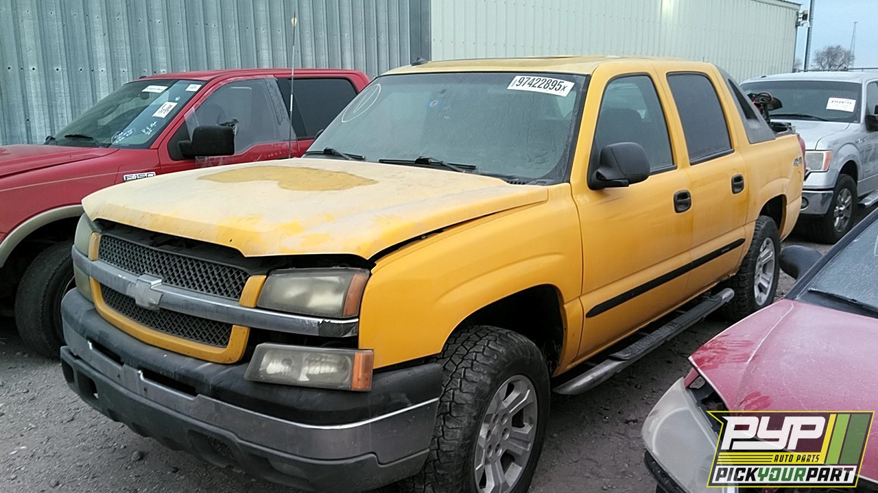 2003 CHEVROLET AVALANCHE 1500 available for parts