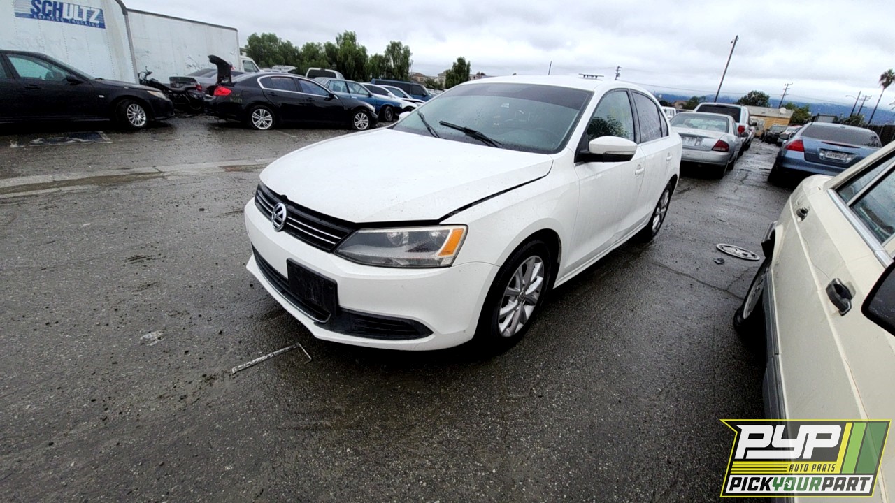 2013 VOLKSWAGEN JETTA partes disponibles