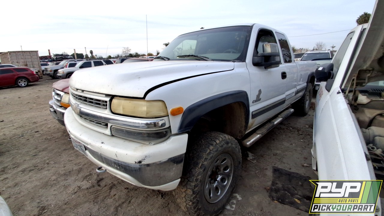 2000 CHEVROLET SILVERADO 1500 available for parts