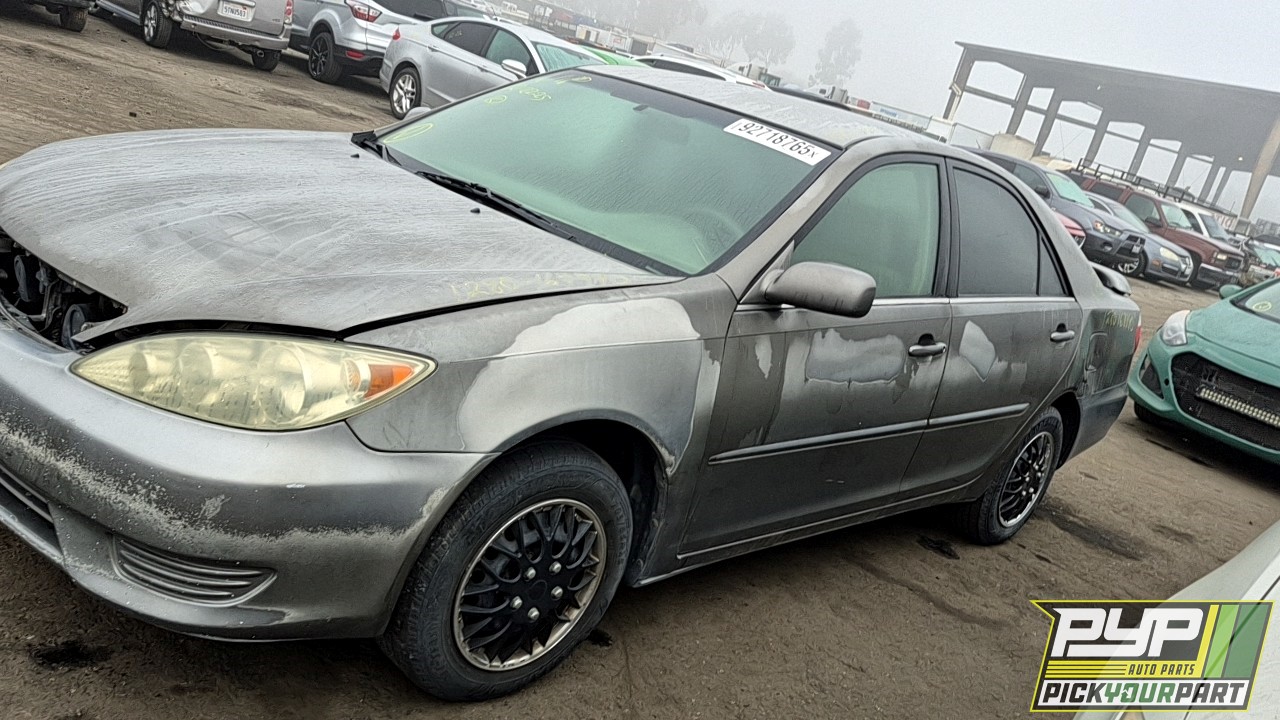 2005 TOYOTA CAMRY partes disponibles