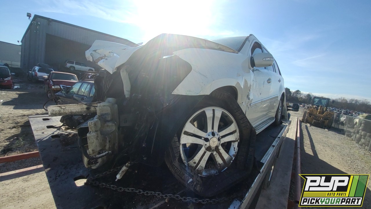 2008 MERCEDES-BENZ GL320 available for parts