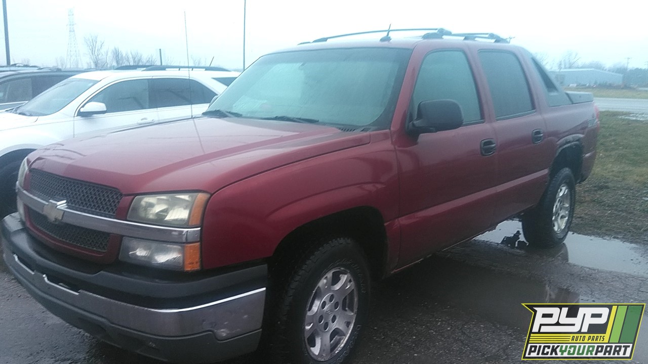 2004 CHEVROLET AVALANCHE 1500 available for parts