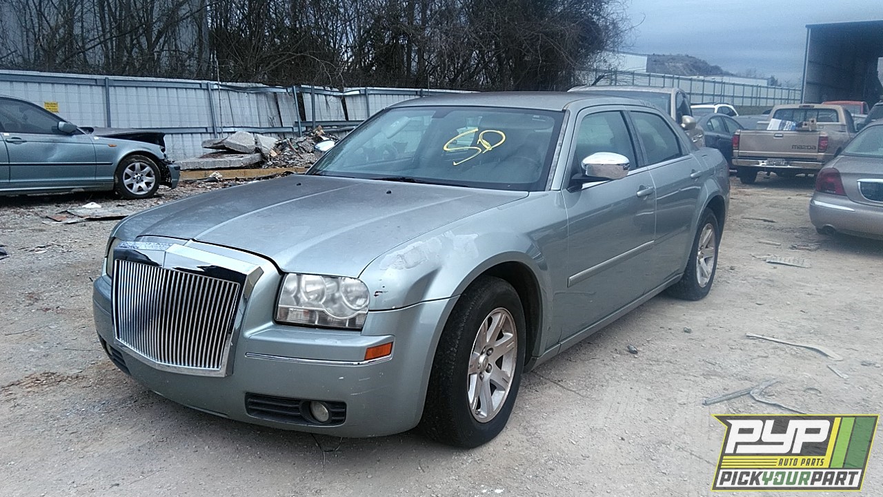 2006 CHRYSLER 300 available for parts