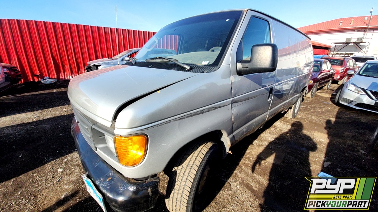 2003 FORD E-150 partes disponibles