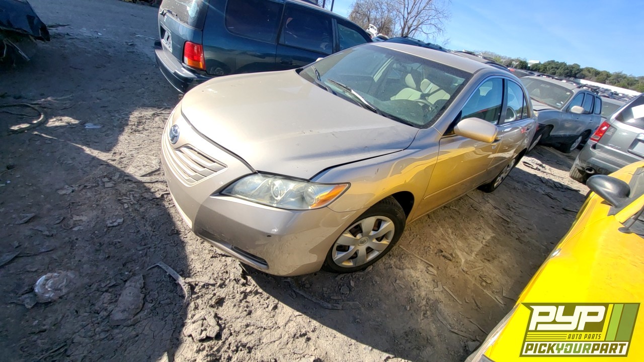 2008 TOYOTA CAMRY partes disponibles