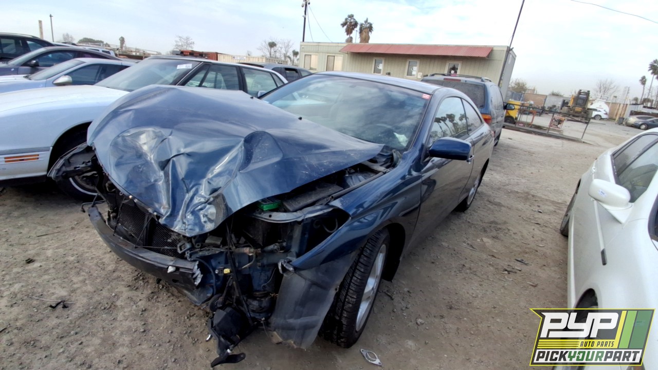 2004 TOYOTA SOLARA partes disponibles