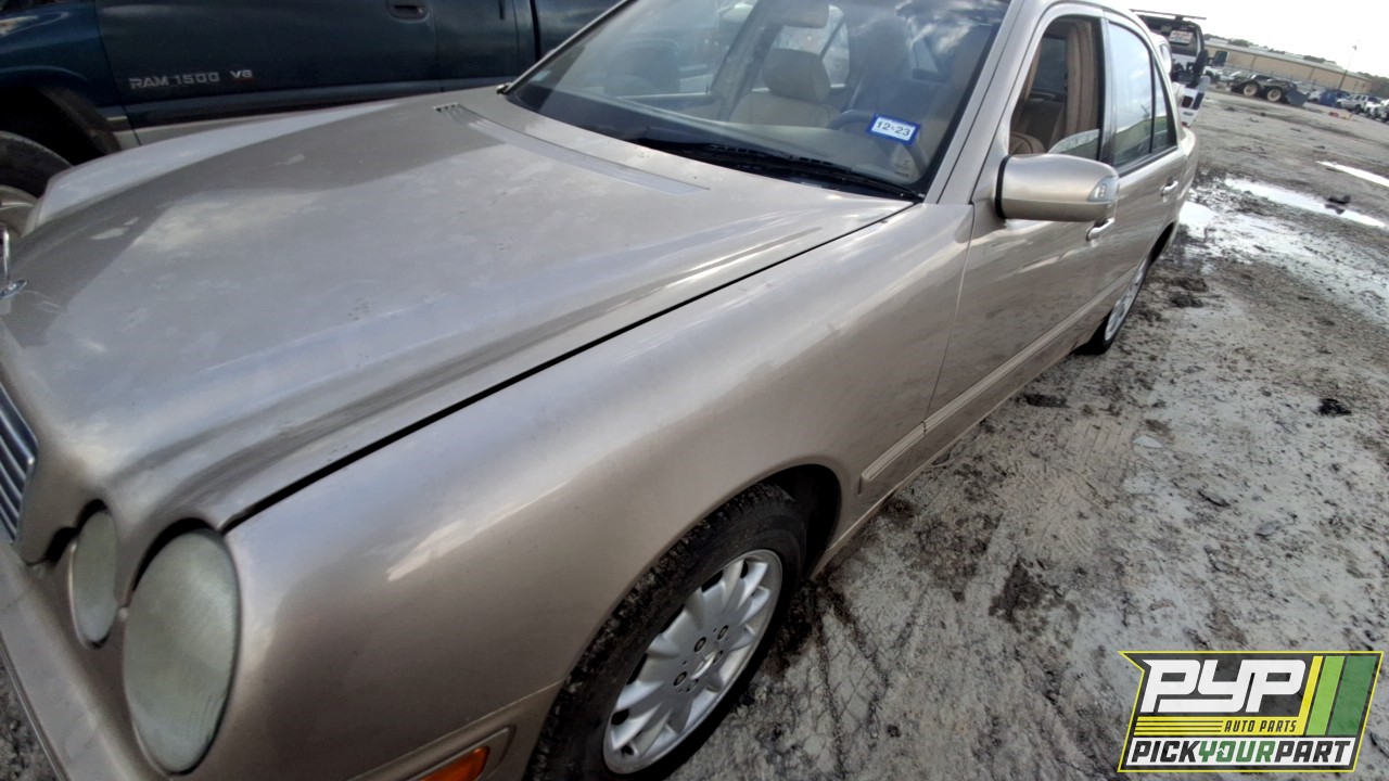 2000 MERCEDES-BENZ E320 partes disponibles