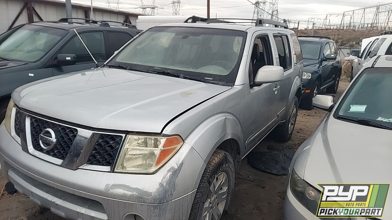 2006 NISSAN PATHFINDER partes disponibles
