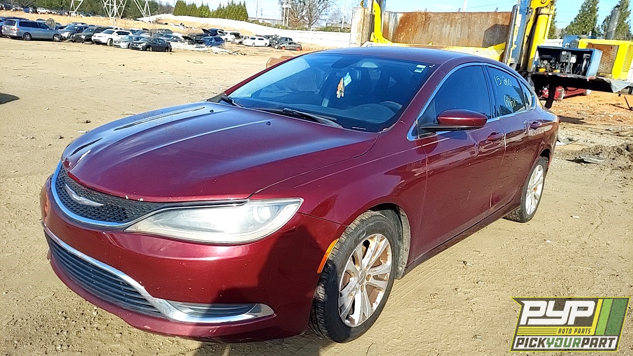 2015 CHRYSLER 200 partes disponibles