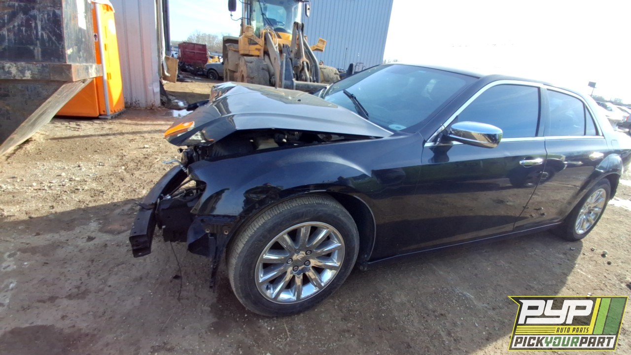 2012 CHRYSLER 300 partes disponibles