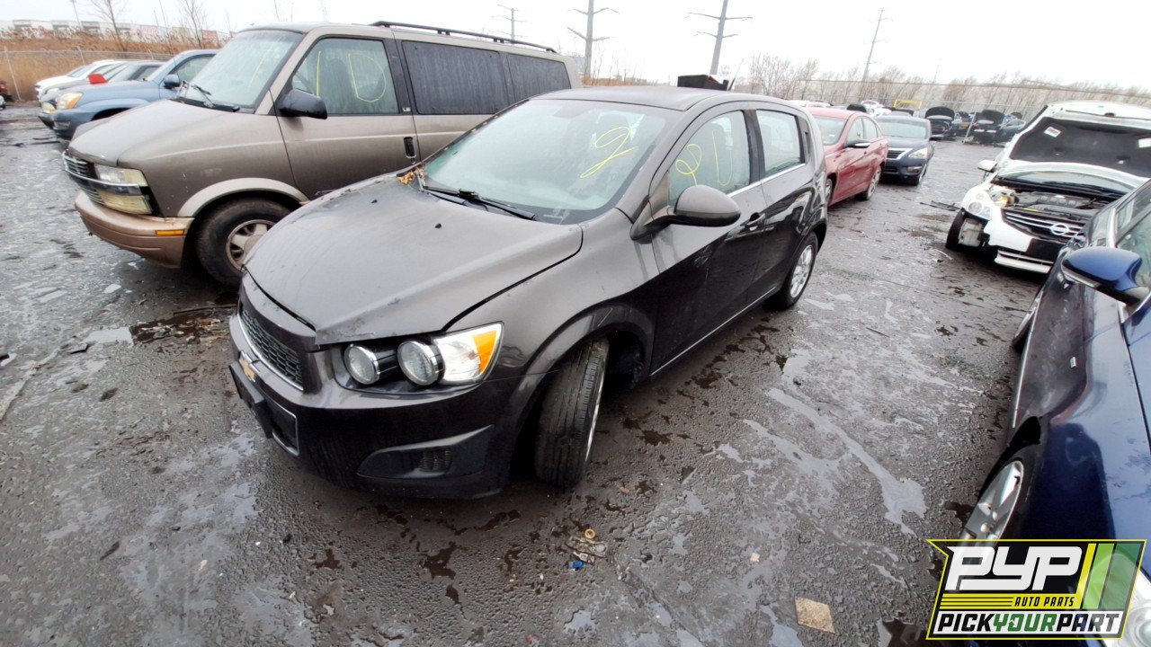 2013 CHEVROLET SONIC partes disponibles