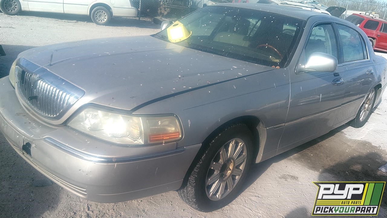 2007 LINCOLN TOWN CAR available for parts