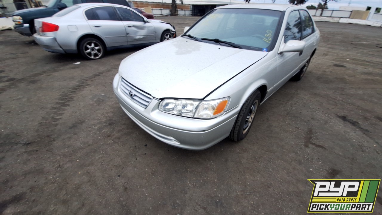 2001 TOYOTA CAMRY available for parts