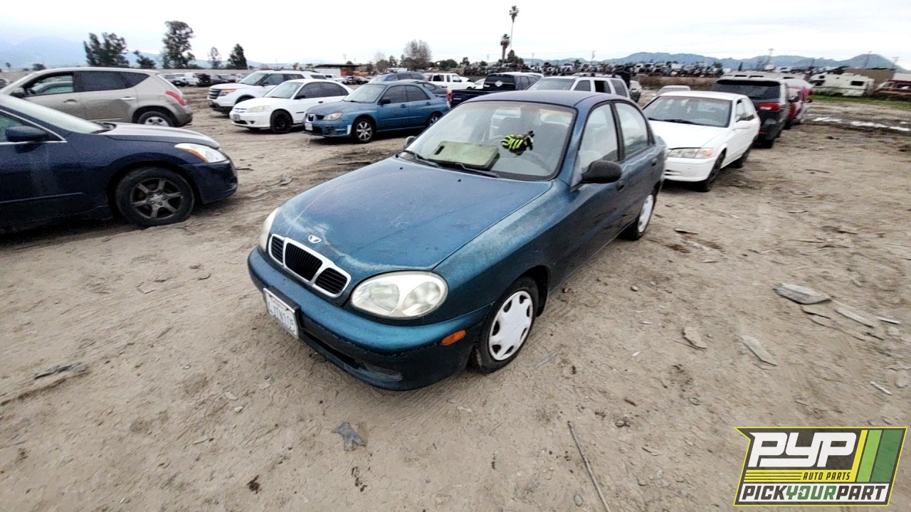 2000 DAEWOO LANOS partes disponibles