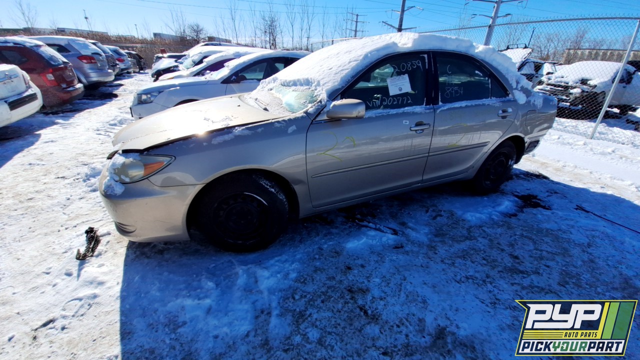 2003 TOYOTA CAMRY partes disponibles
