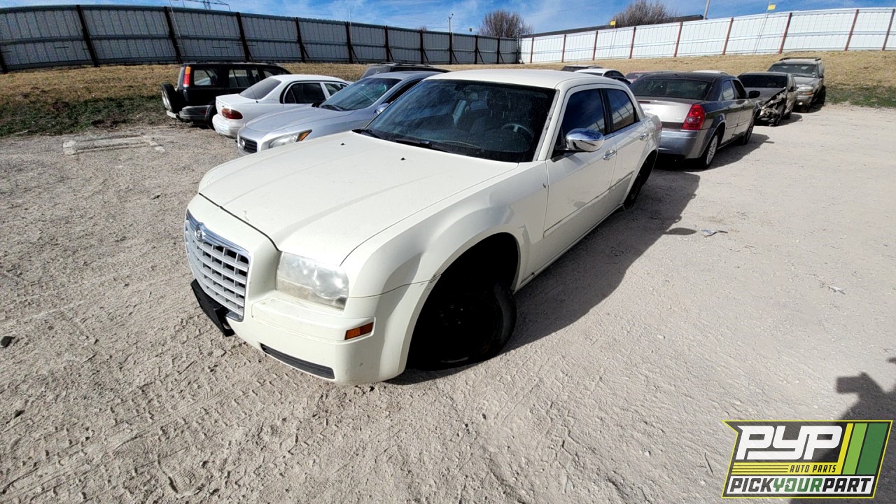 2006 CHRYSLER 300 partes disponibles