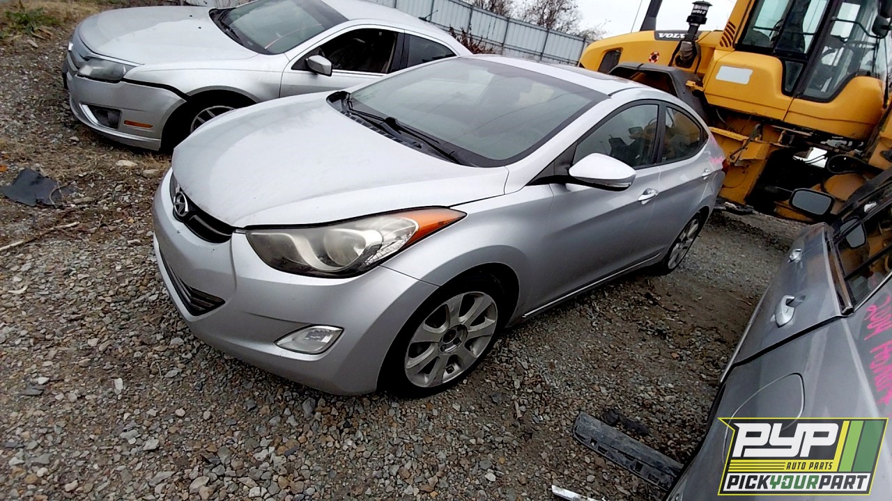 2013 HYUNDAI ELANTRA partes disponibles