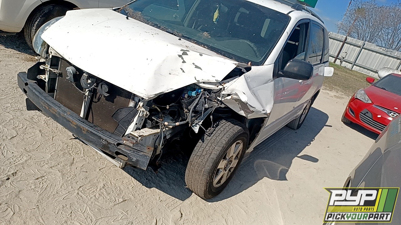 2004 TOYOTA SIENNA available for parts