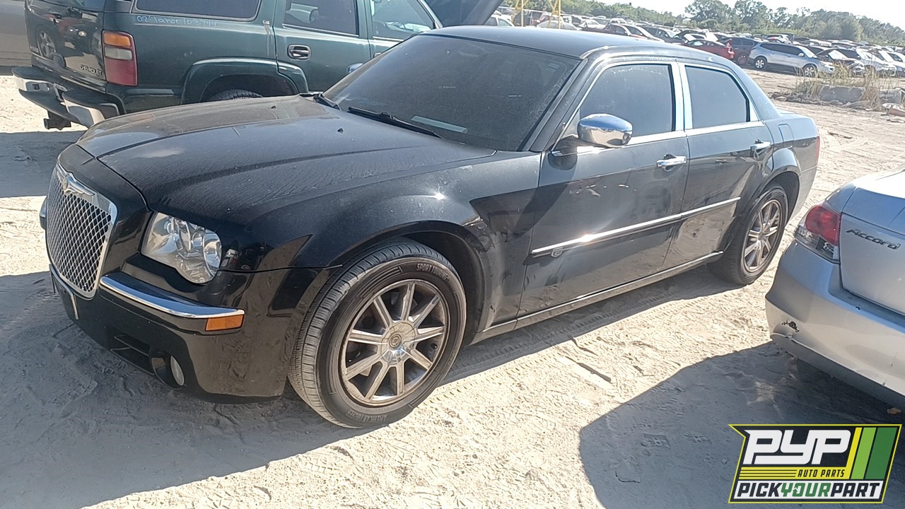2010 CHRYSLER 300 partes disponibles