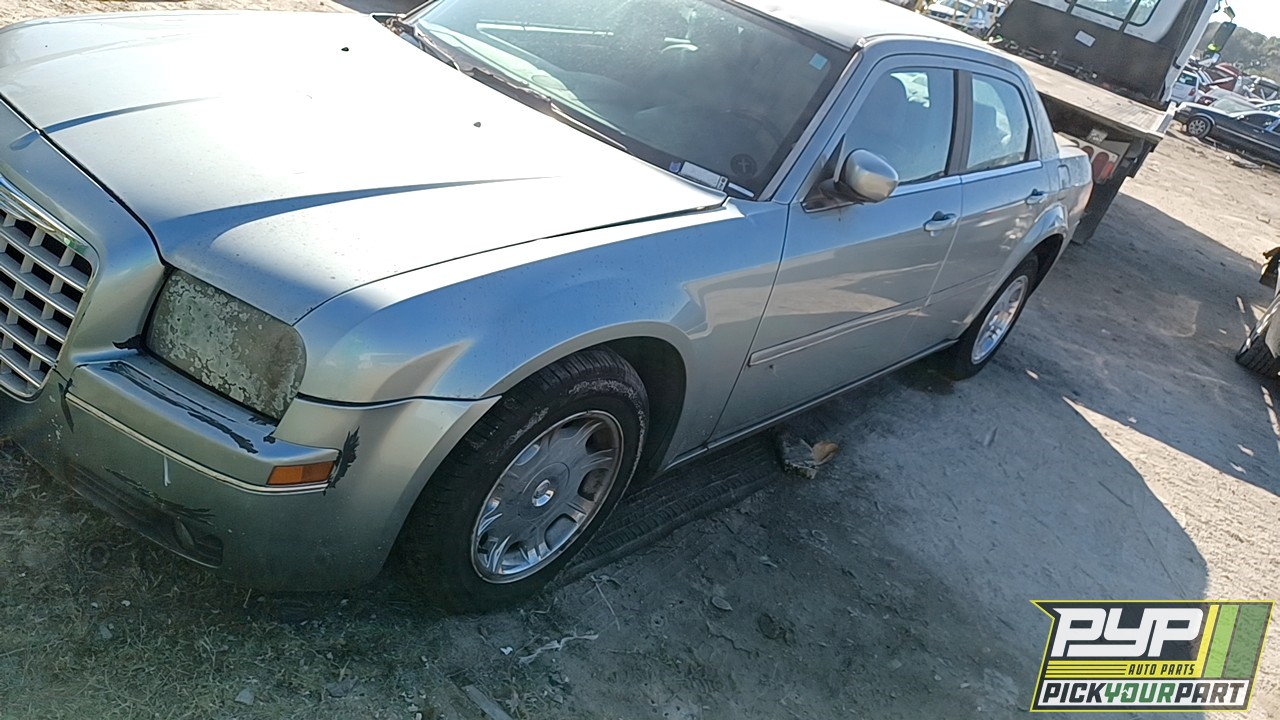 2005 CHRYSLER 300 partes disponibles