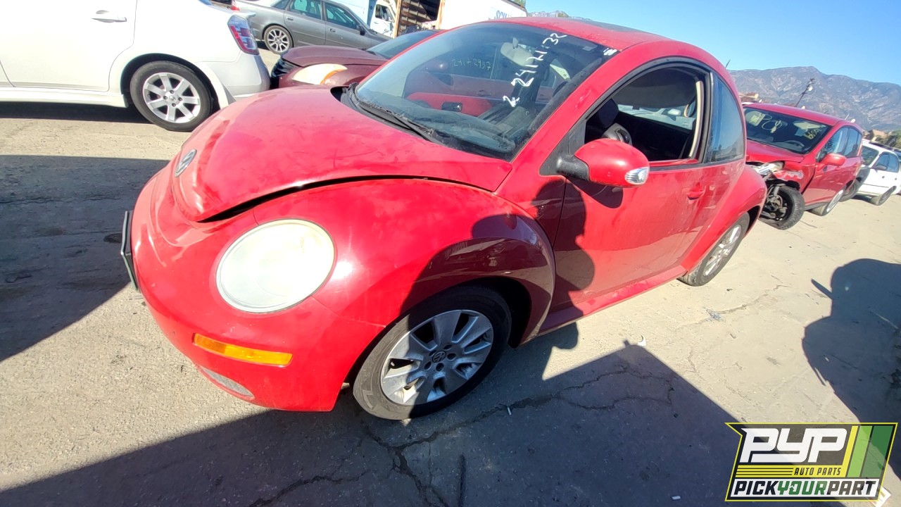 2010 VOLKSWAGEN BEETLE partes disponibles