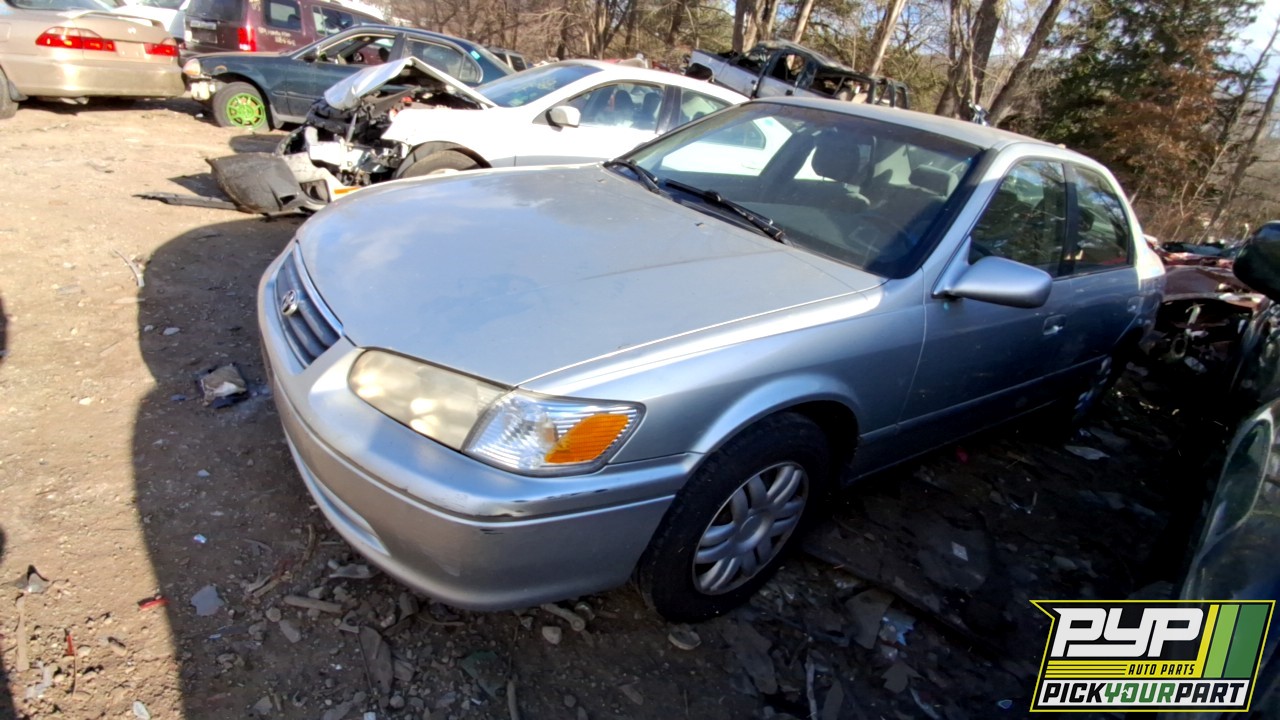 2000 TOYOTA CAMRY partes disponibles