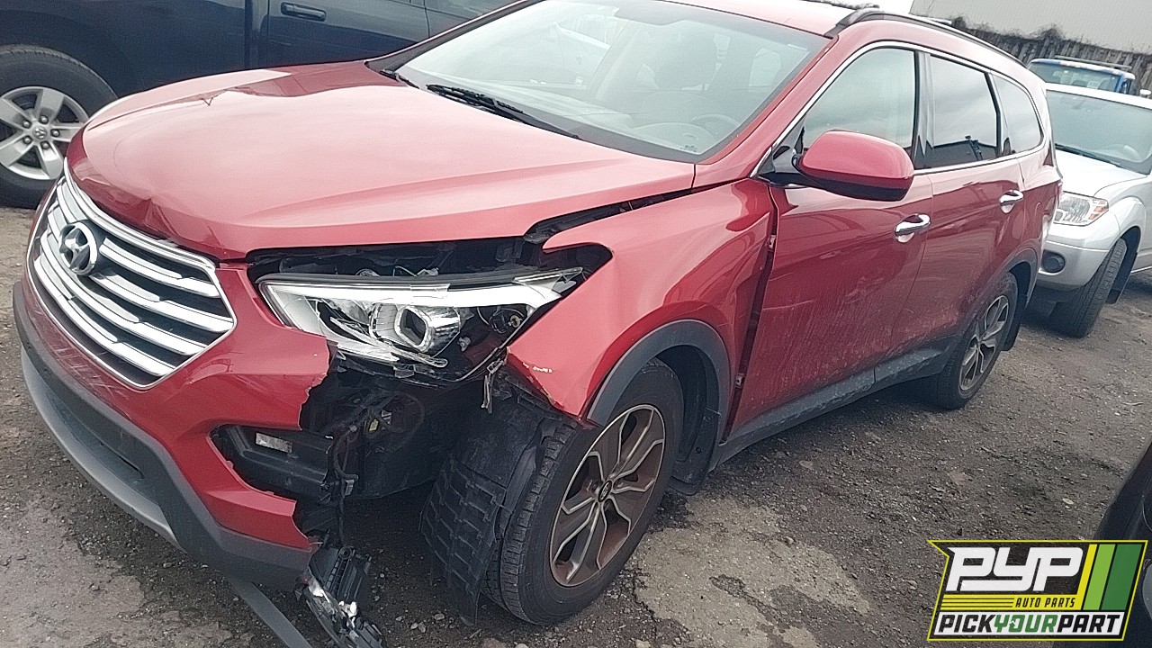 2014 HYUNDAI SANTA FE available for parts