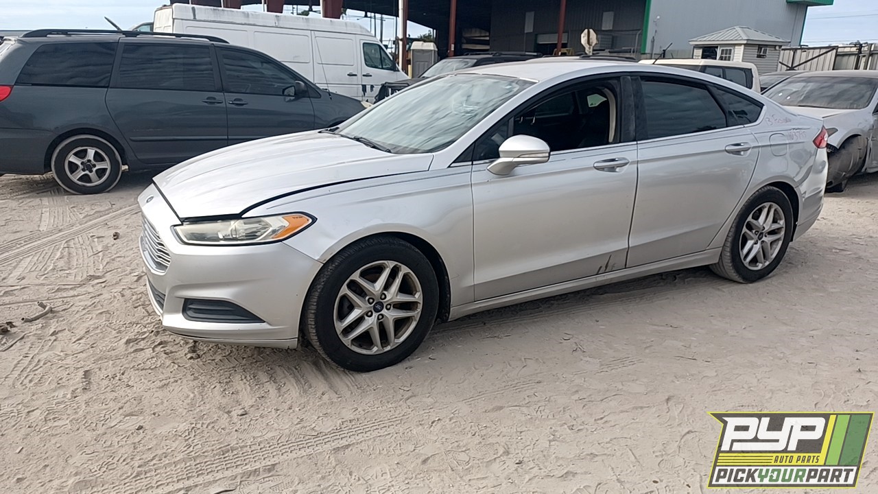 2013 FORD FUSION partes disponibles