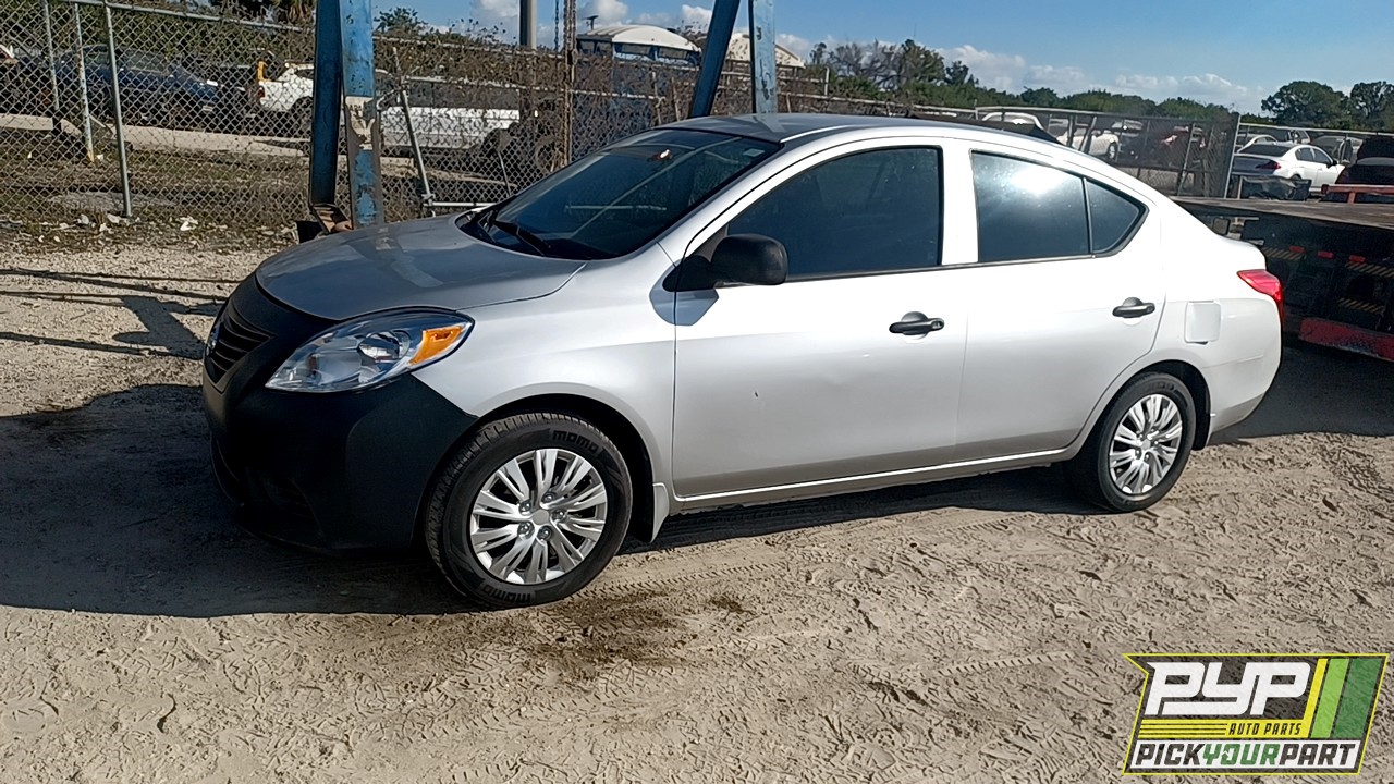 2013 NISSAN VERSA partes disponibles